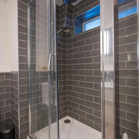 Belfast City Apartment With Free Parking! Exterior photo